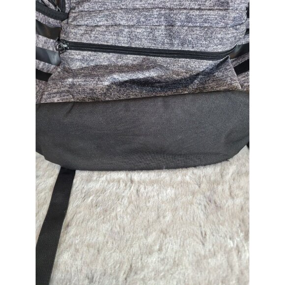 Adidas Laptop Backpack Gray Black School Travel Bookbag Multiple Pockets EUC - Picture 2 of 8